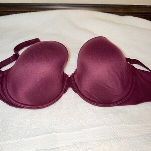 Victoria’s Secret Body by Victoria 36DD Maroon Bra